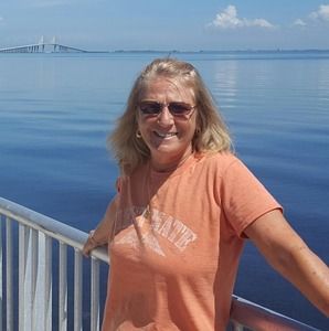 Meet your Posher, Cindy